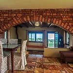 Villa Chloe - Amazing View Villa With Swimming Pool