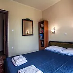 Villa Chloe - Amazing View Villa With Swimming Pool